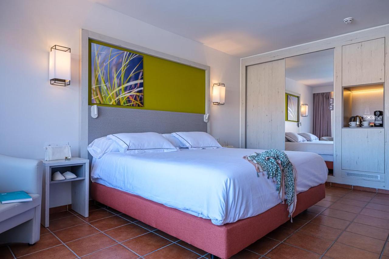 Oassium Hotel - Adults Only La Pineda Eksteriør billede
